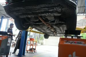 Suspensi Belakang Racing: Rahasia Performa dan Kestabilan di Lintasan